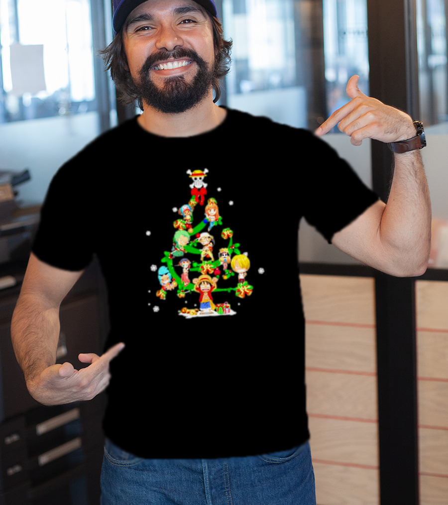 One Piece Chibi Characters Decorate Christmas Tree With Straw Hat Skull Topper T-Shirt