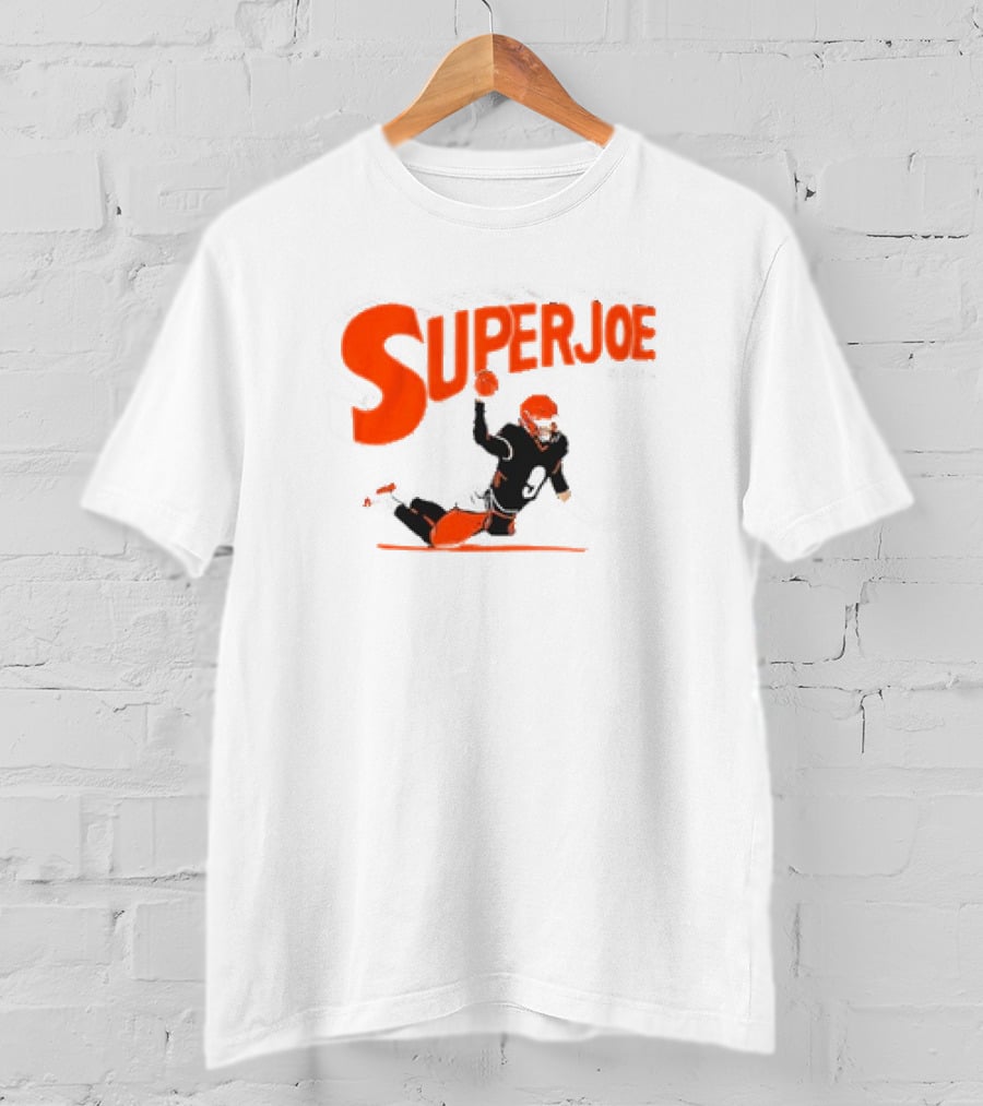 Superjoe Throw 9 Football Superstar T-Shirt