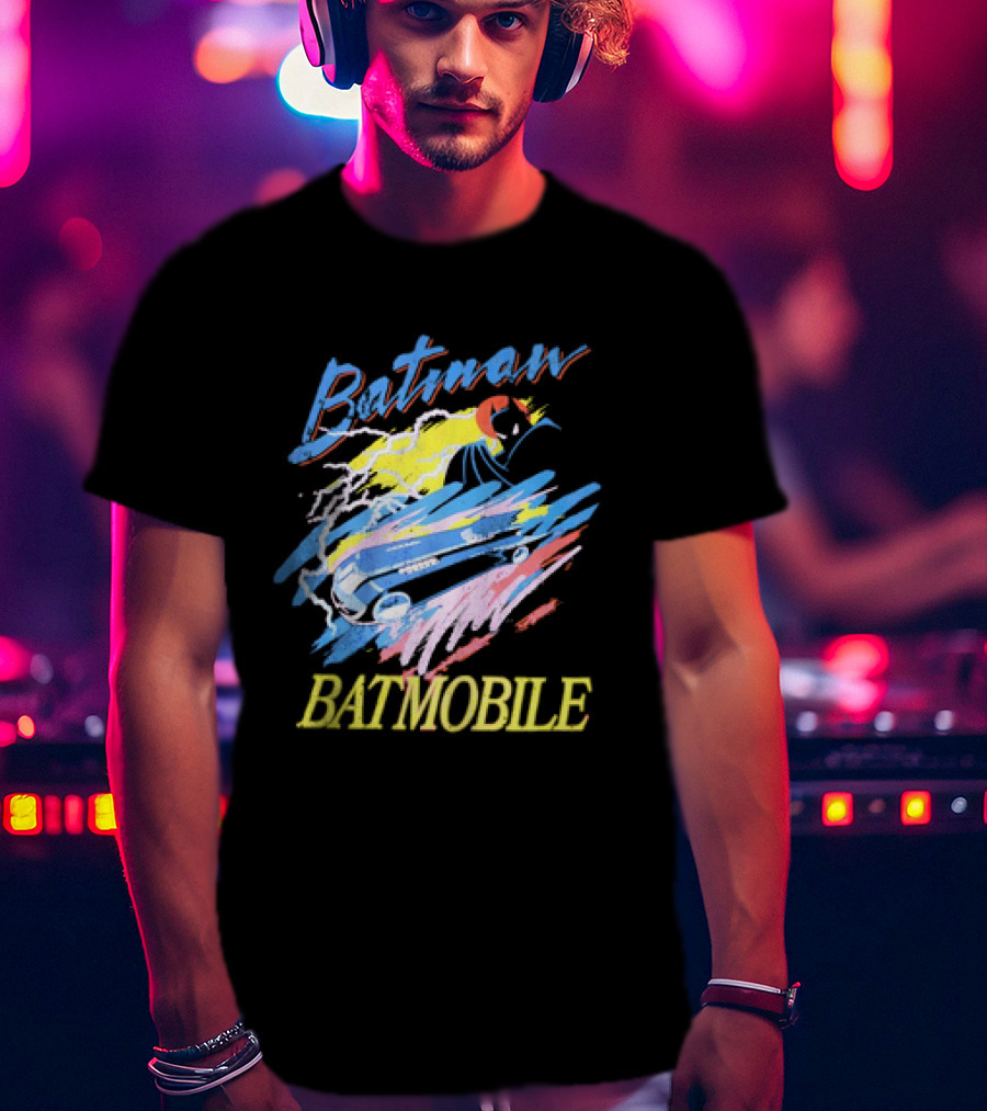 Batman Batmobile Vintage Retro Style Artwork Lightning Burst T-Shirt