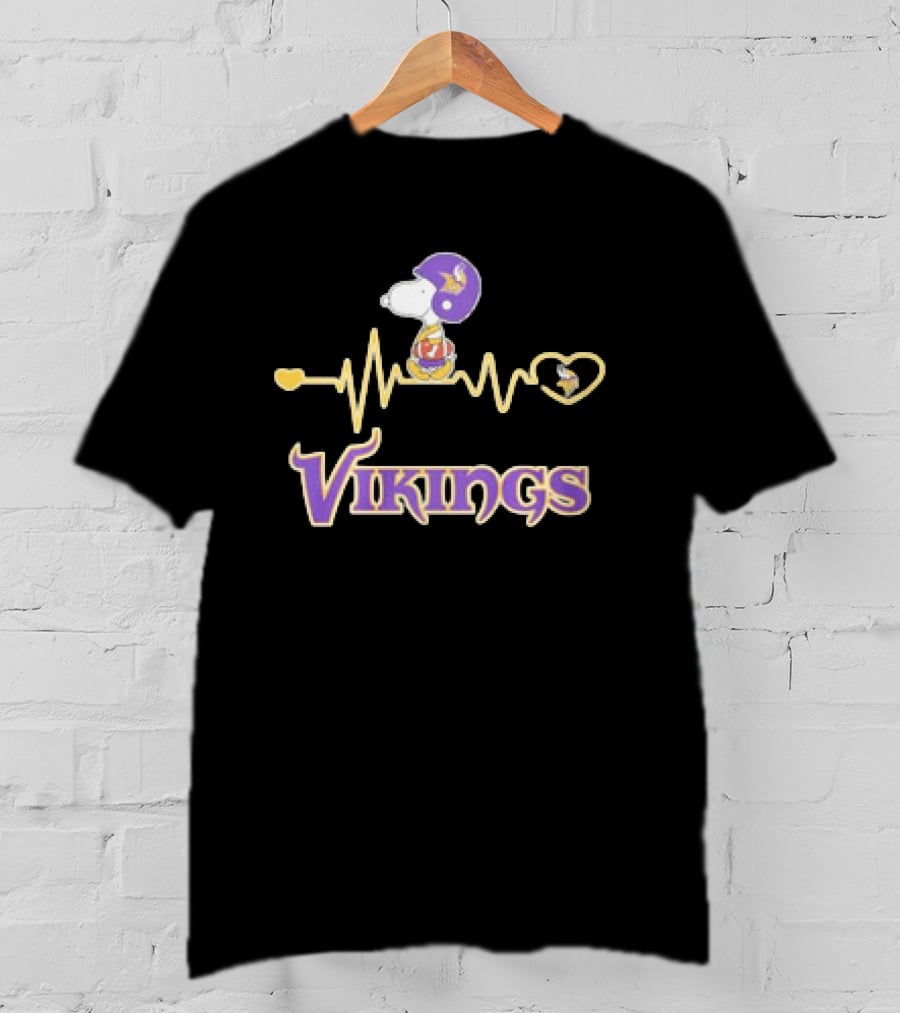 Heartbeat Snoopy Vikings Minnesota Football T-Shirt
