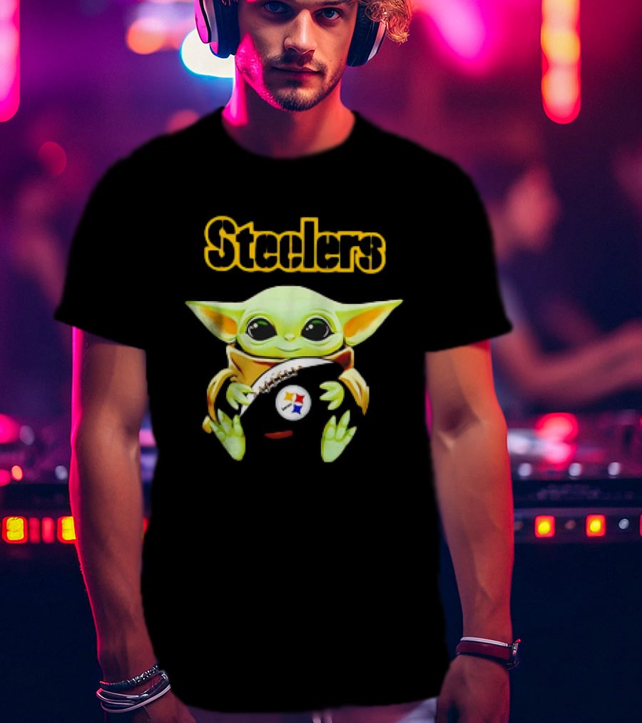 Baby Yoda Hugging Pittsburgh Steelers Football T-Shirt