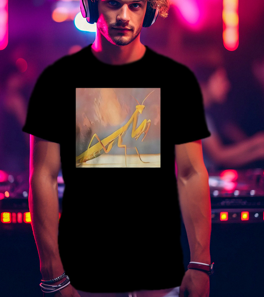 The Praying Mantis Abstract Pastel Insect T-Shirt