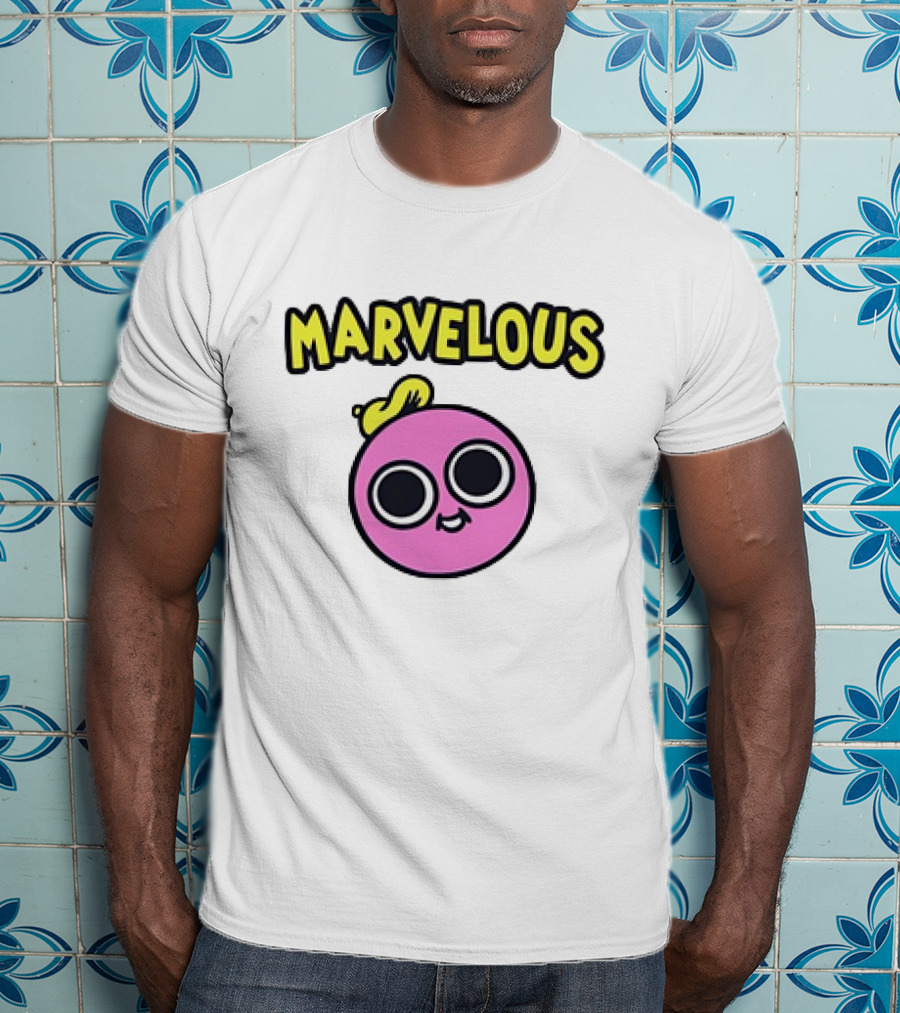 MARVELOUS Cute Pink Smiley Face With Large Eyes And Yellow Hair T-Shirt