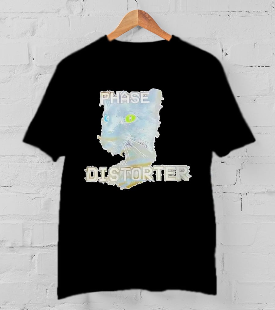 Cat Phase Distorter Optical Effect With Colorful Eyes T-Shirt