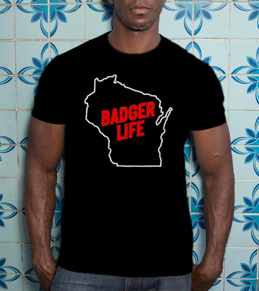 America's Dairyland Wisconsin Badger Life Map Design T-Shirt