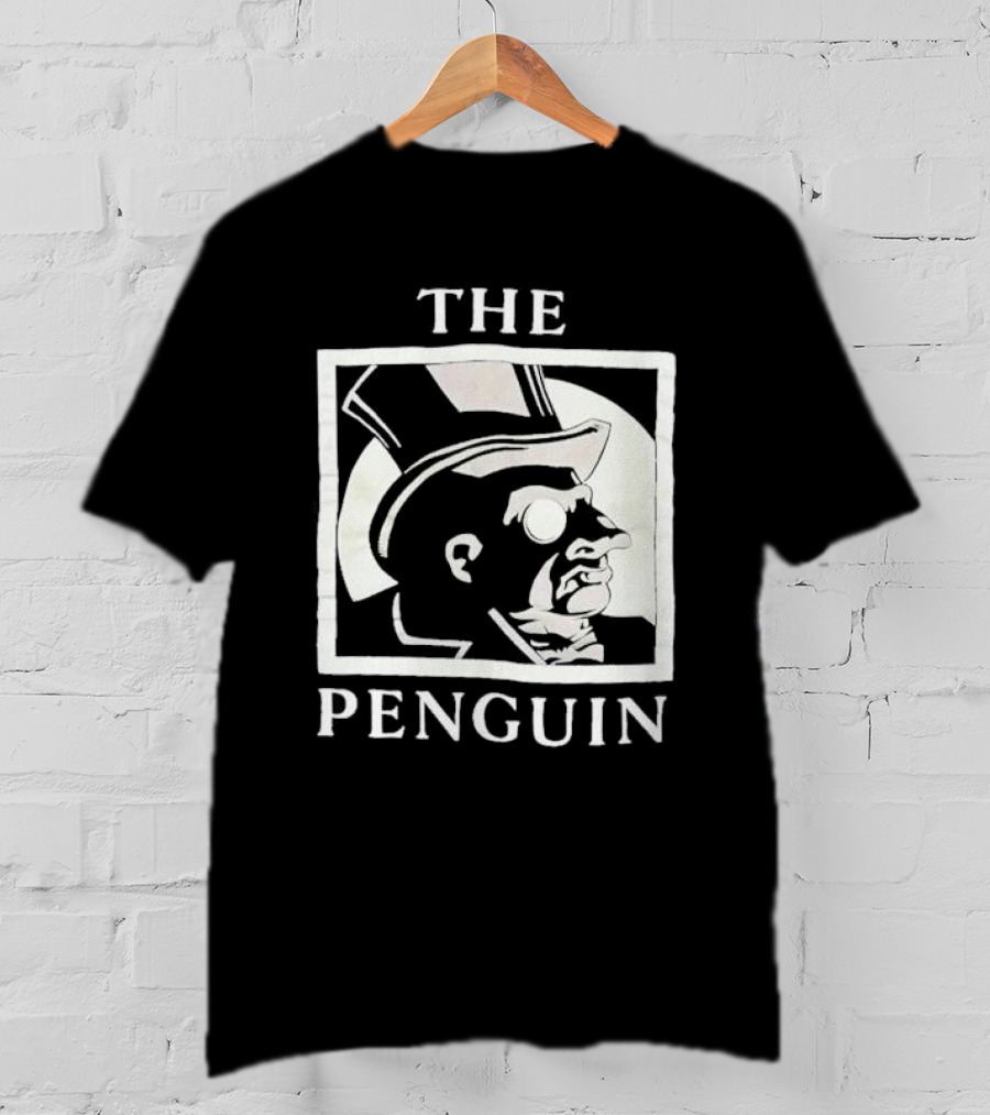 Batman Returns The Penguin Villain Silhouette Art T-Shirt