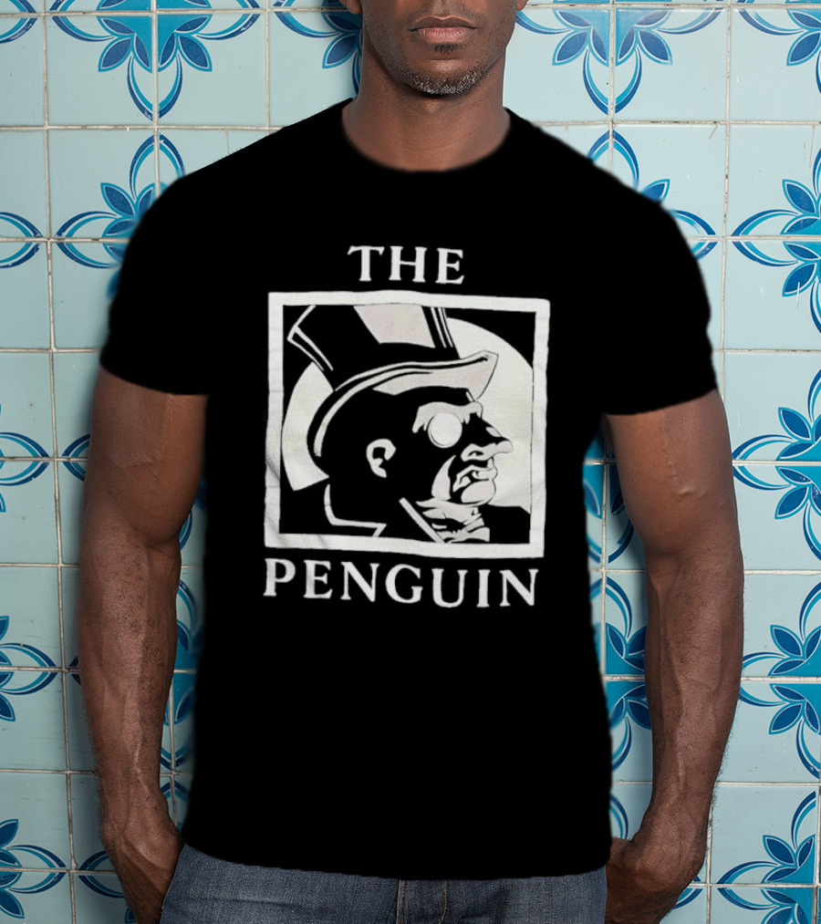 Batman Returns The Penguin Villain Silhouette Art T-Shirt