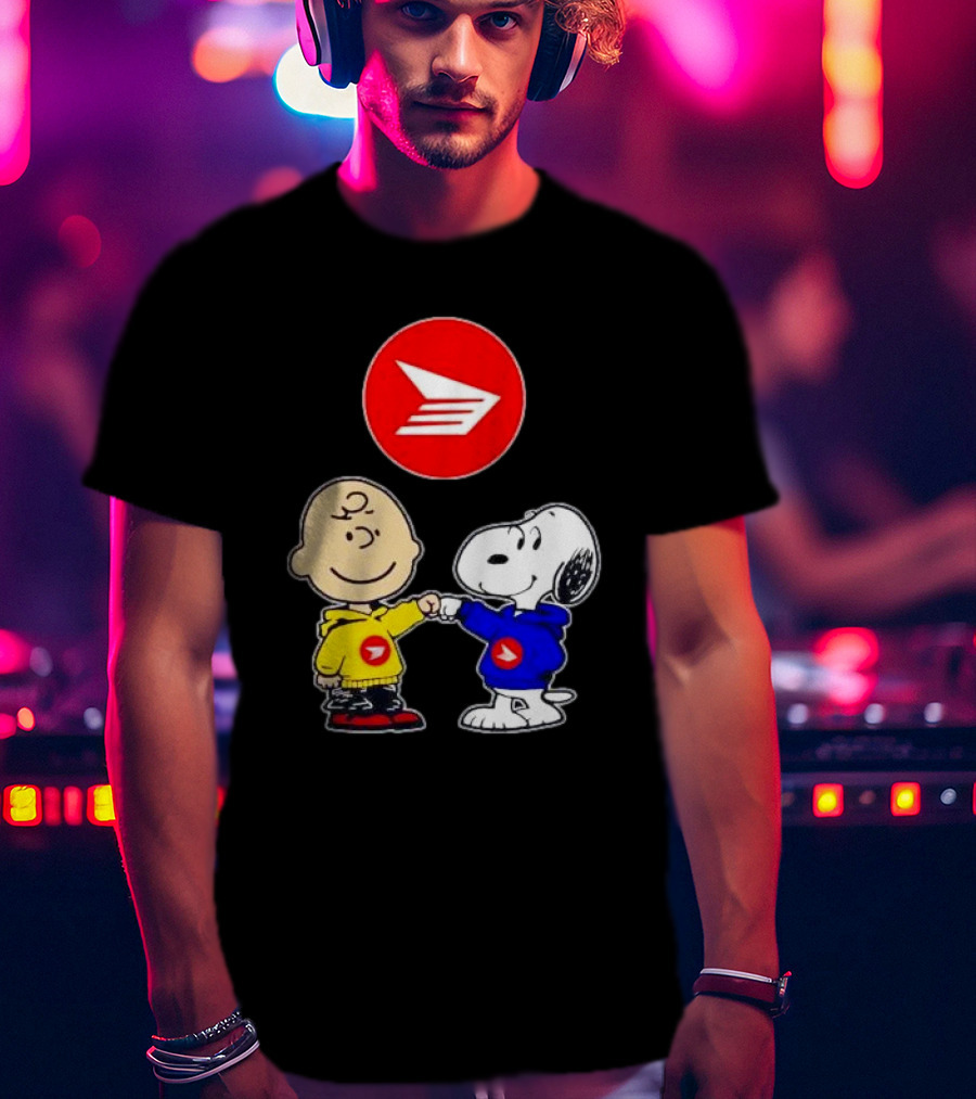 Canada Post Charlie Brown And Snoopy T-Shirt