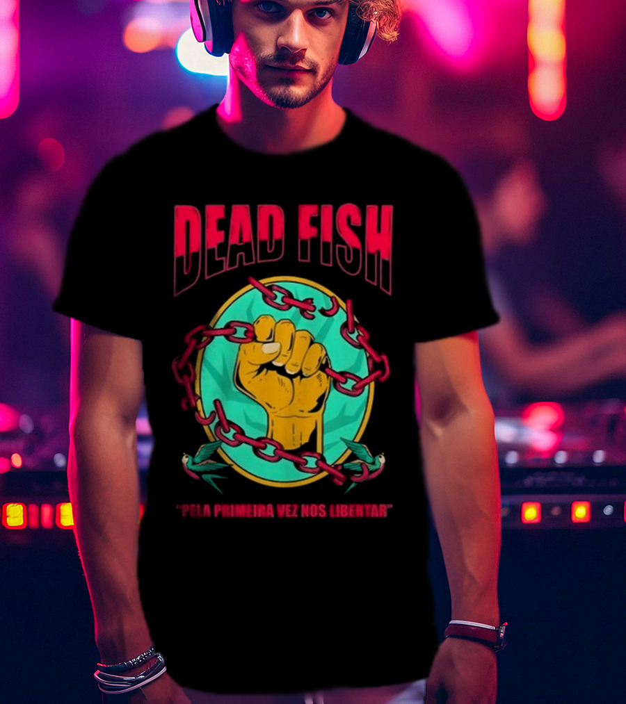 Dead Fish Pela Primeira Vez Nos Libartar T-Shirt