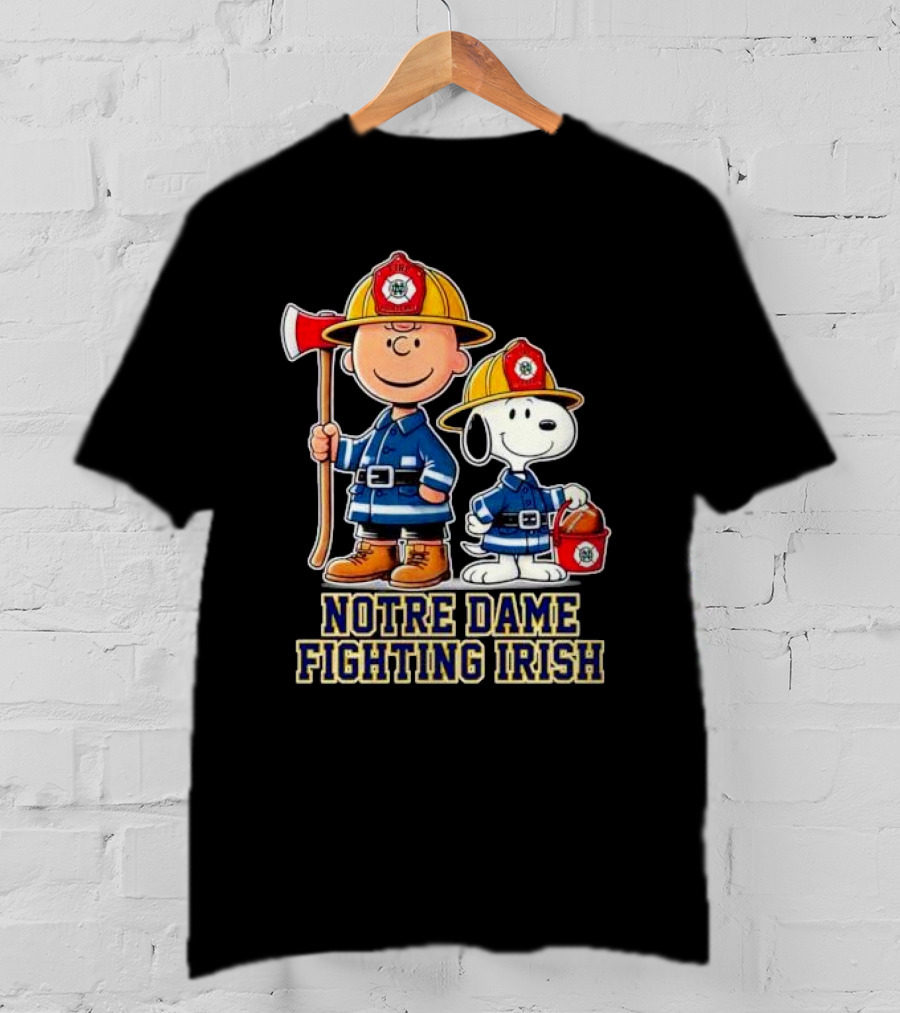 Firefighter Charlie Brown And Snoopy Notre Dame Fighting Irish T-Shirt