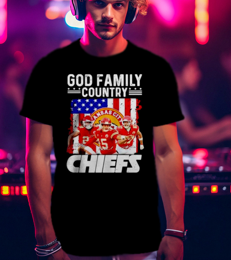 God Family Country Kansas City Chiefs Signatures T-Shirt