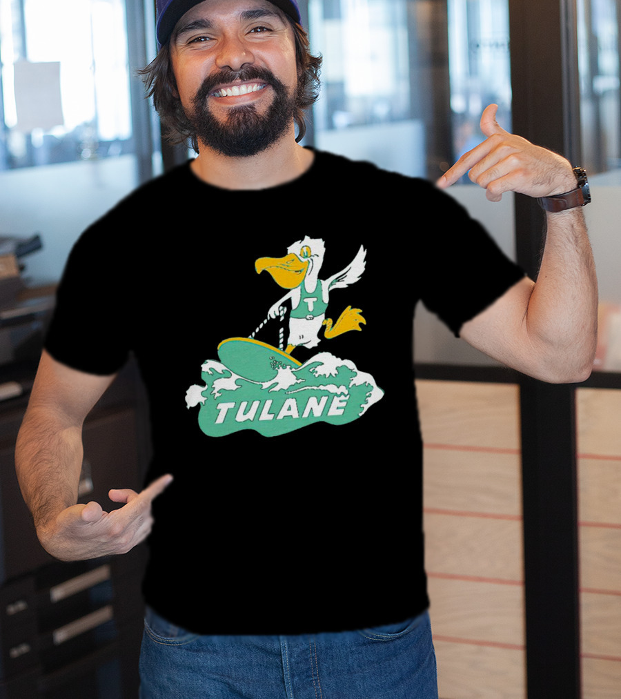Tulane Green Wave Surfing Pelican Vintage T-Shirt