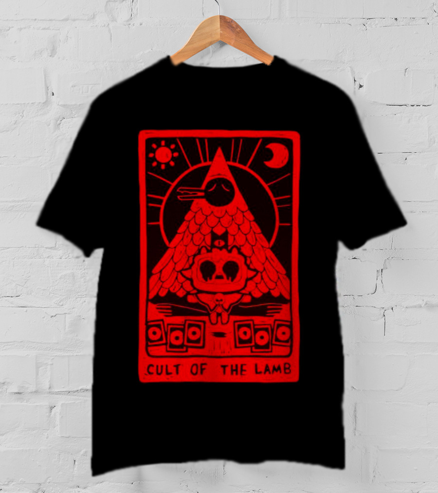 Cult Of The Lamb Red Tarot Pyramid With Sun And Moon Symbols T-Shirt