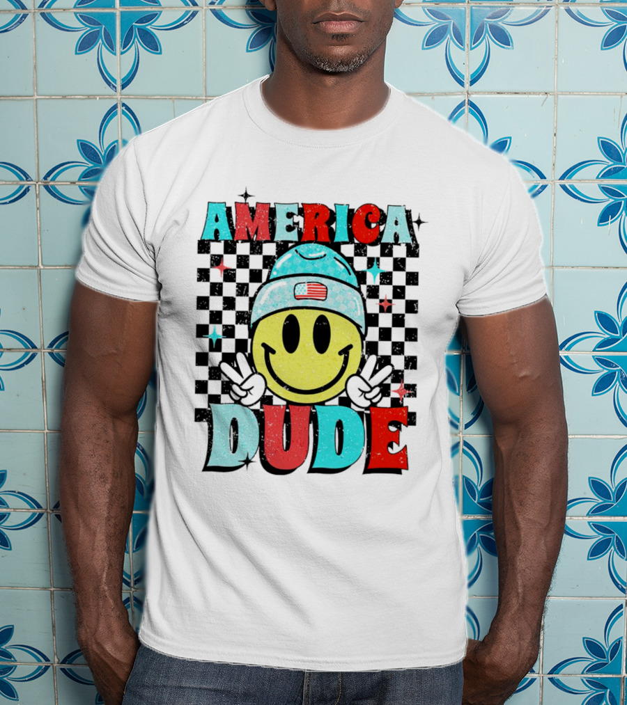 America Dude Smiley Face With Beanie And Peace Signs T-Shirt