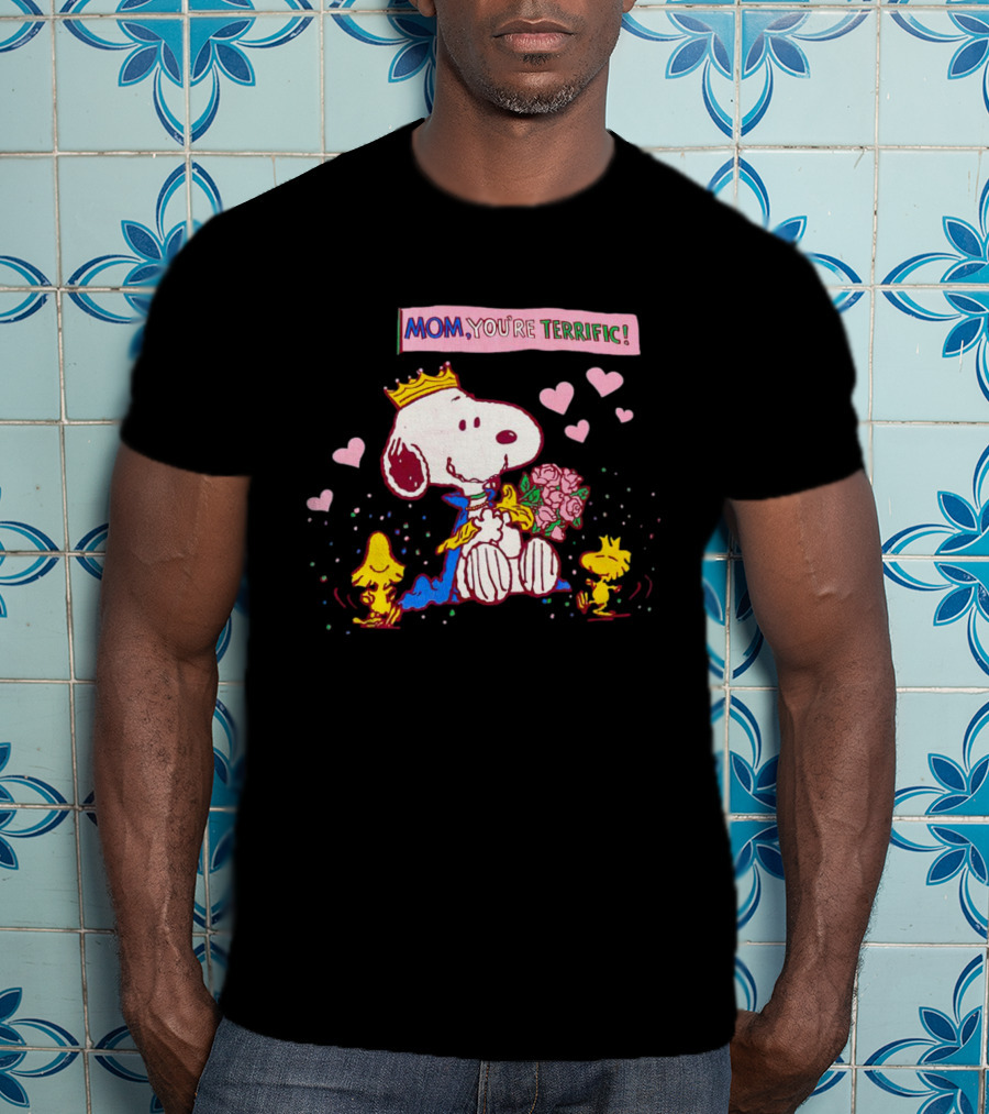 Snoopy Mom You're Terrific With Hearts And Crown T-Shirt