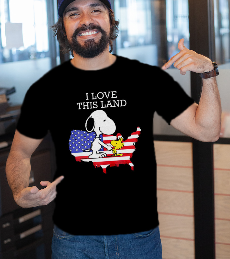 Snoopy Woodstock I Love This Land American Flag USA Map T-Shirt
