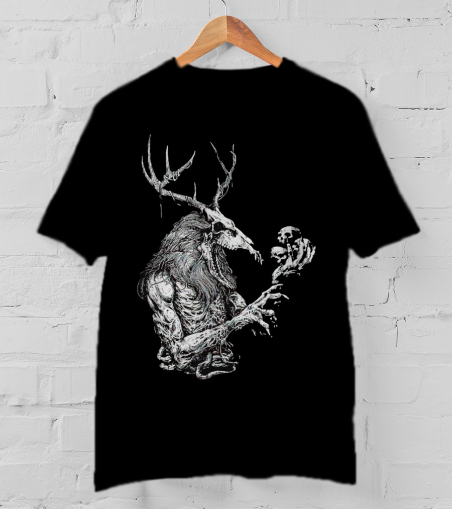 Wendigo Antlered Skull Creature Grasping Skulls T-Shirt