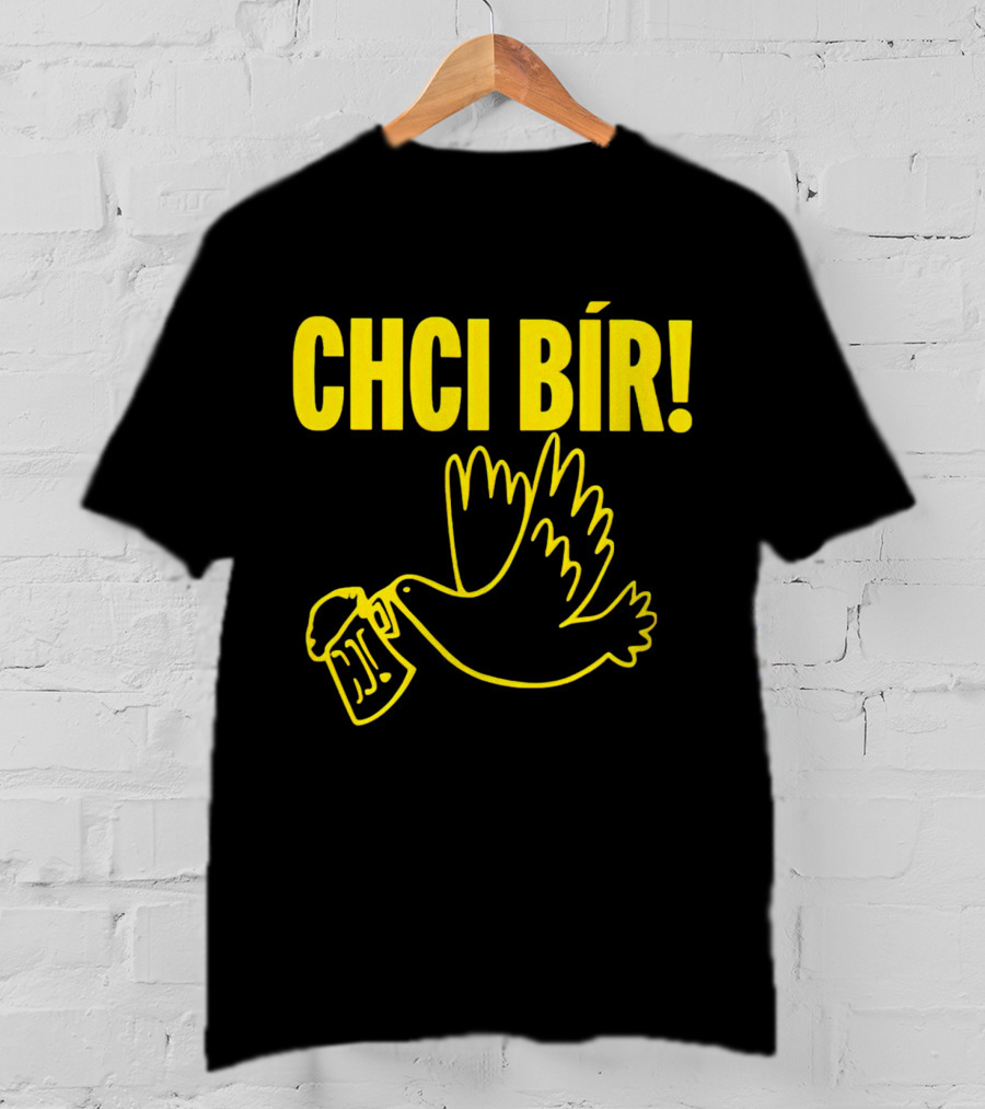 CHCI BÍR Beer Dove With Mug T-Shirt