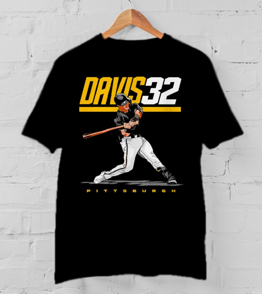Davis 32 Pittsburgh Baseball Player Swinging Bat T-Shirt