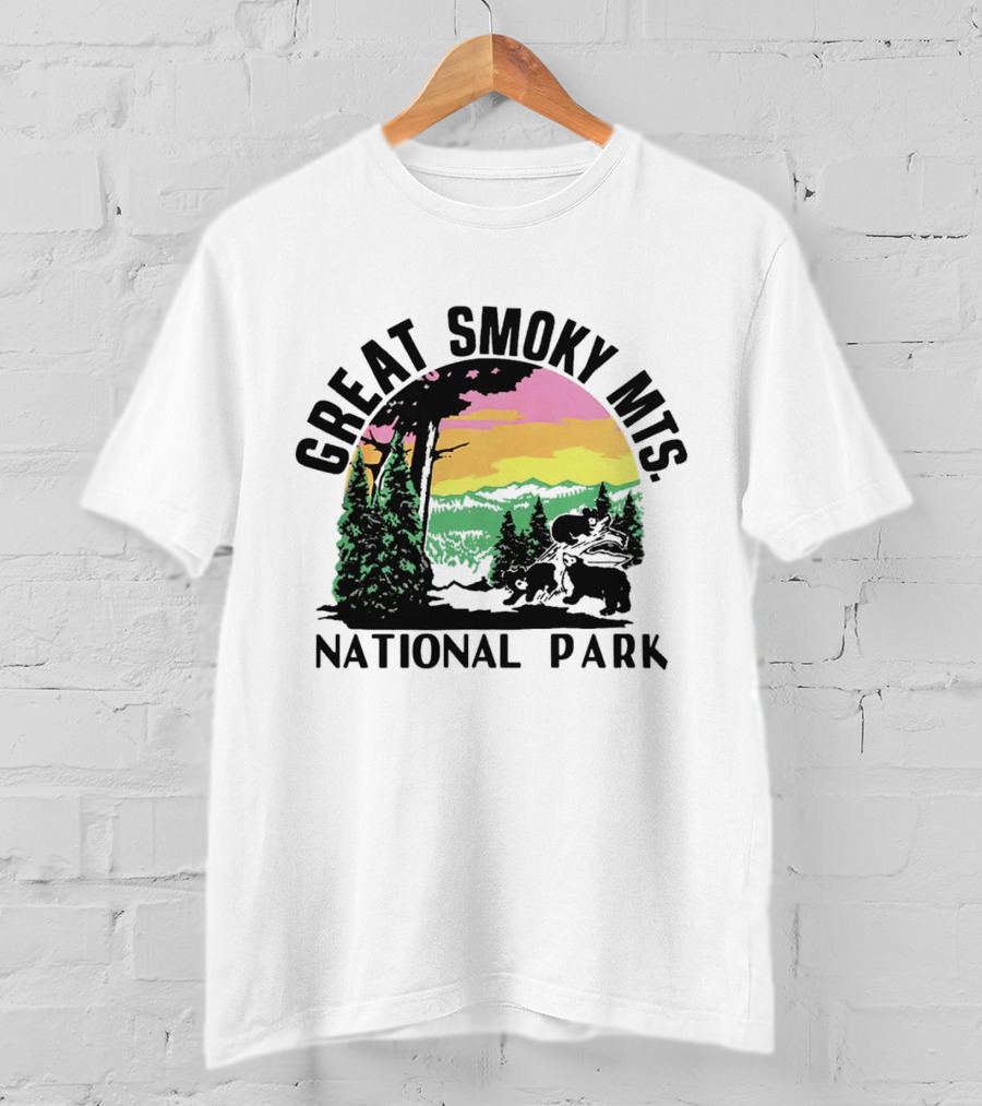 Great Smoky Mts National Park Sunset With Forest And Bears T-Shirt