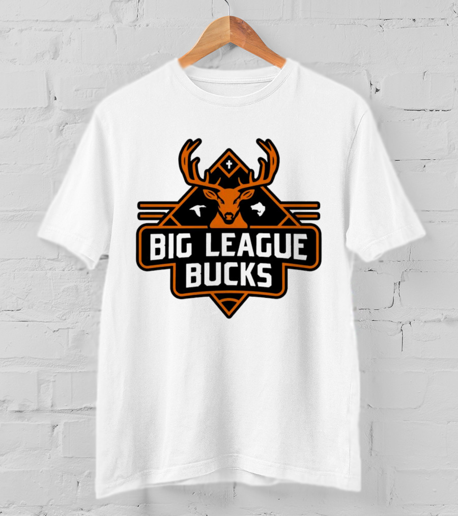 Big League Bucks Deer Antlers Hunting Badge Emblem T-Shirt