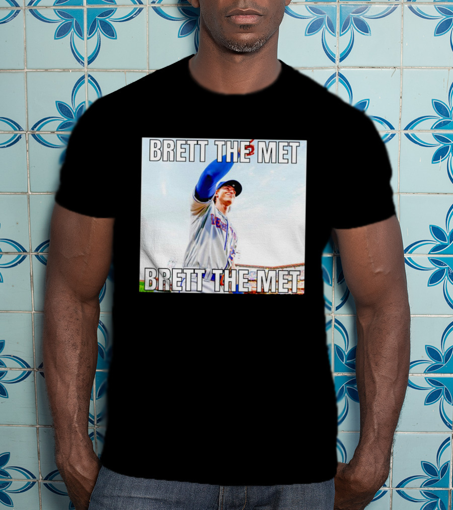 Brett The Met Baseball Player At New York Stadium T-Shirt