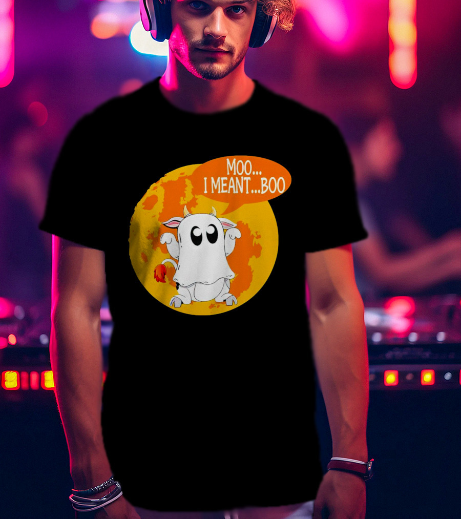 Moo I Meant Boo Ghost Cow Halloween Costume T-Shirt