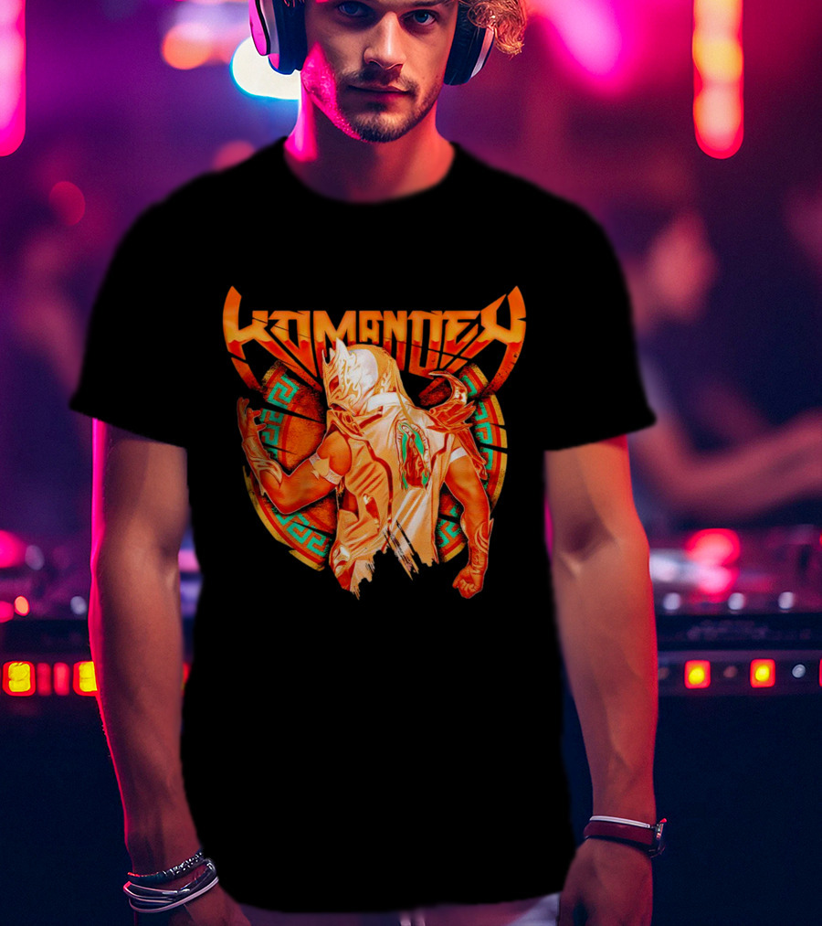 Kommander El As Del Espacio Guerrero Con Máscara Y Tatuaje Espiral Colorido T-Shirt