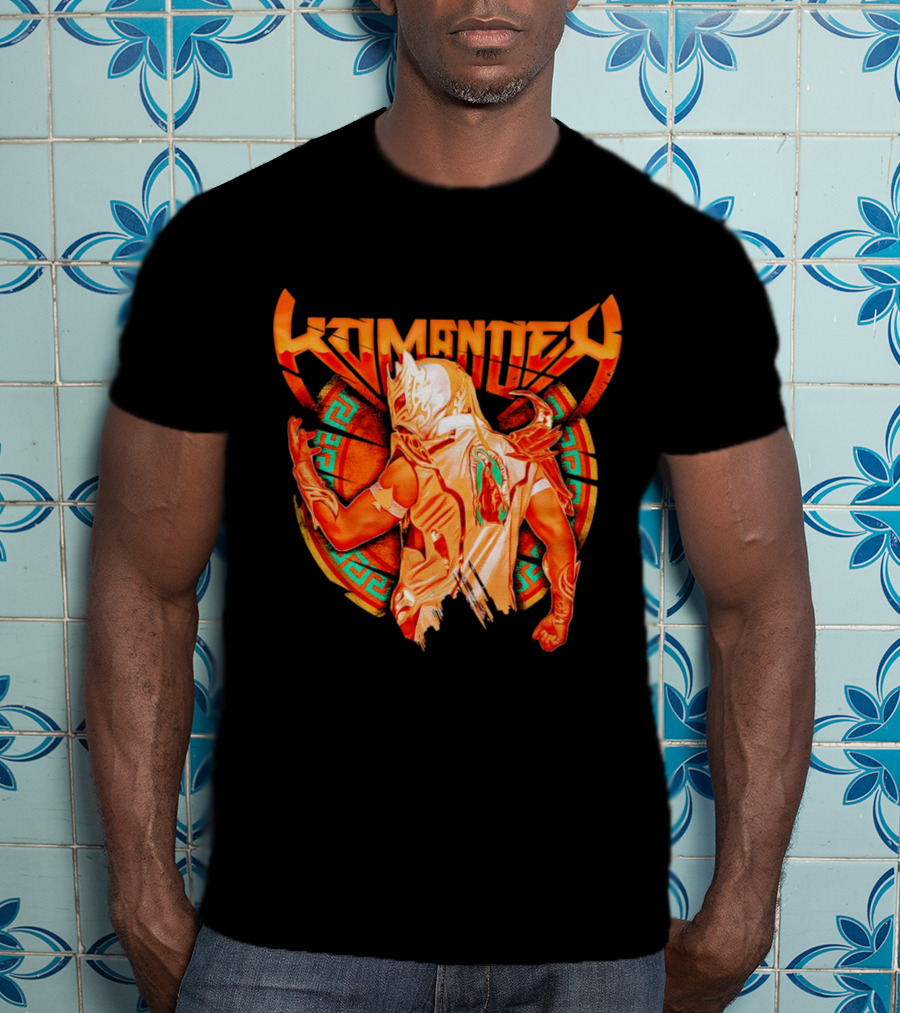 Kommander El As Del Espacio Guerrero Con Máscara Y Tatuaje Espiral Colorido T-Shirt
