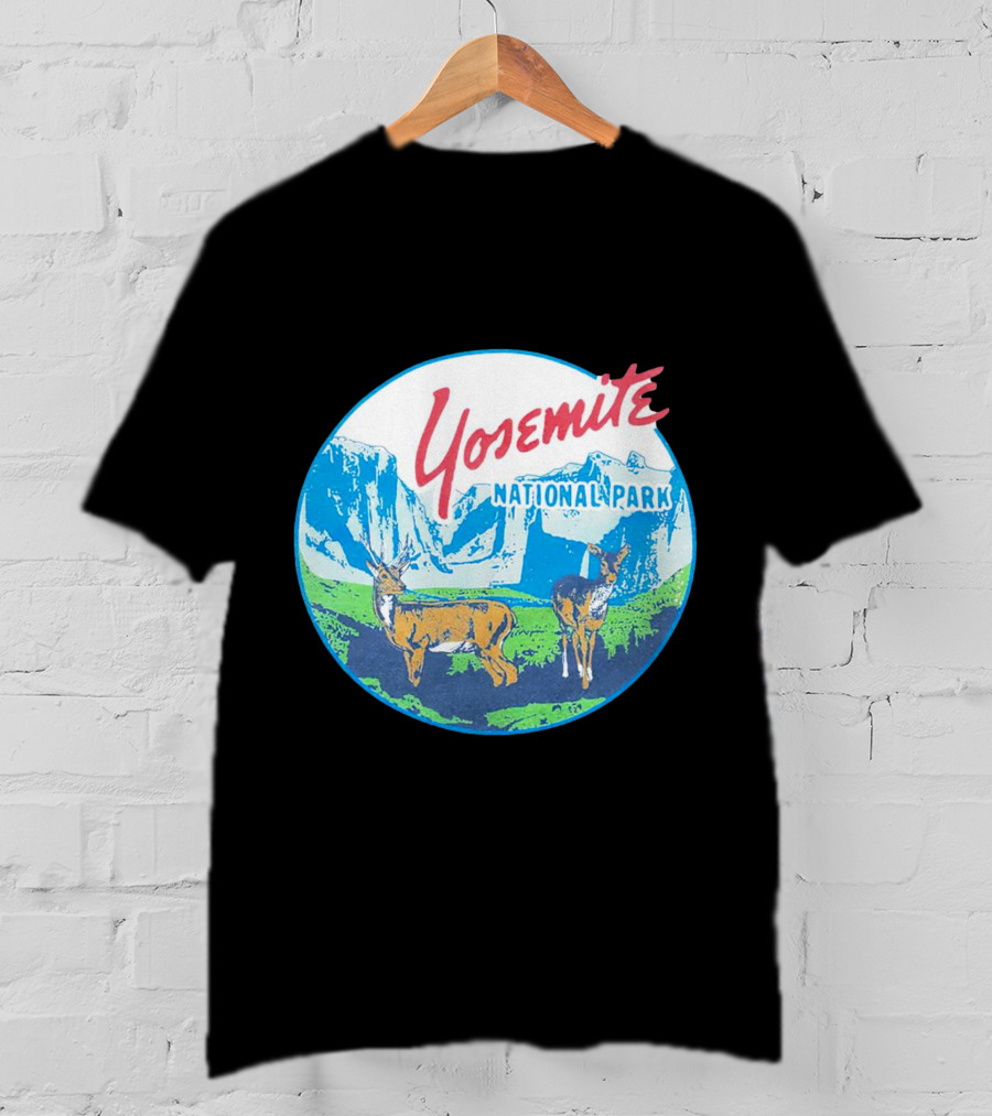 Yosemite National Park Scenic Wildlife With Deer T-Shirt