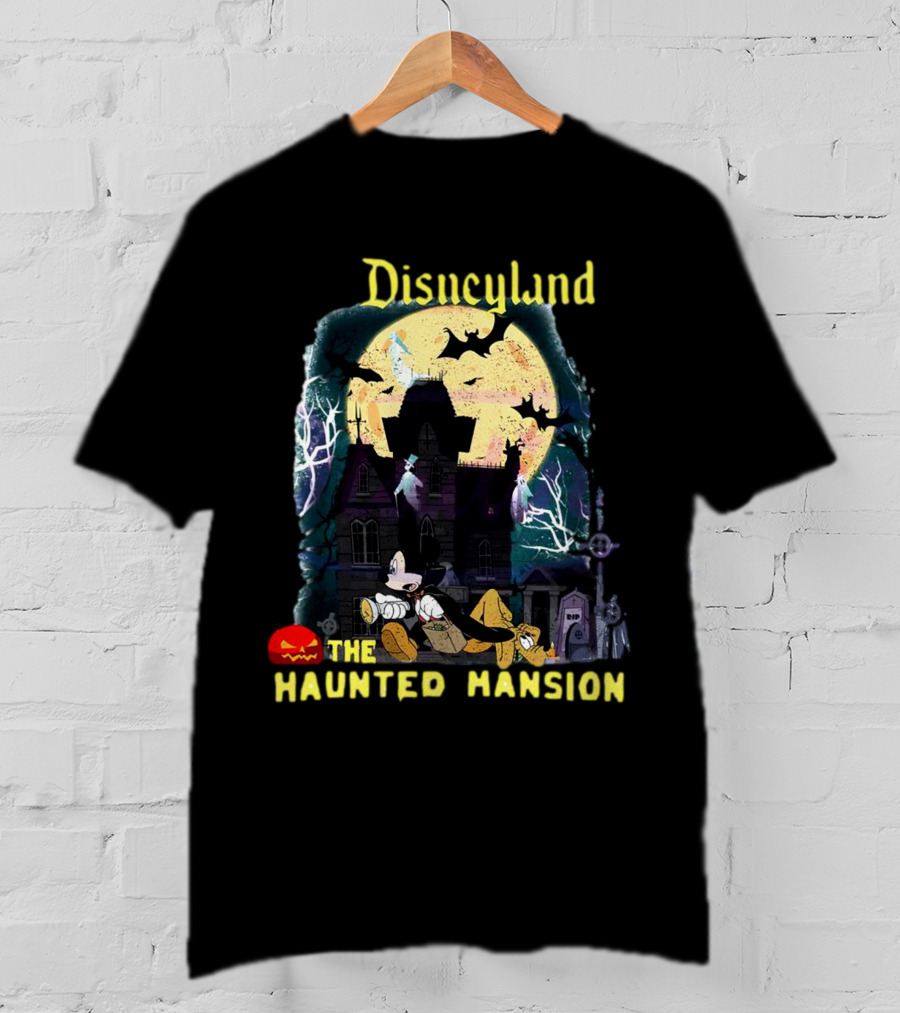 Disneyland The Haunted Mansion Mickey And Pluto Halloween Adventure T-Shirt