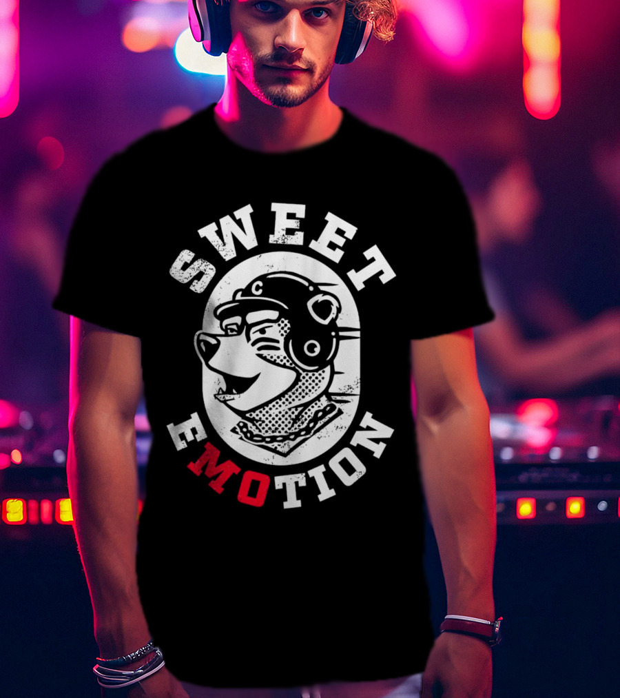 SWEET EMOTION Bear With Helmet And Glasses T-Shirt