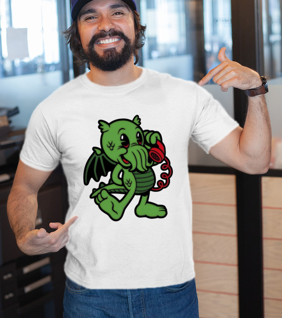 Chubby Cthulhu Phone Call Cartoon With Red Retro Telephone T-Shirt