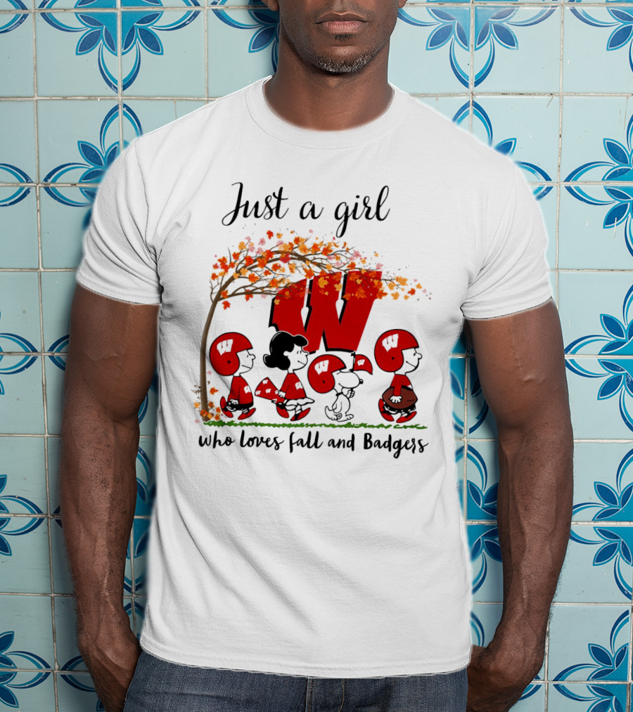 Just A Girl Who Loves Fall And Wisconsin Badgers Peanuts Cartoon T-Shirt