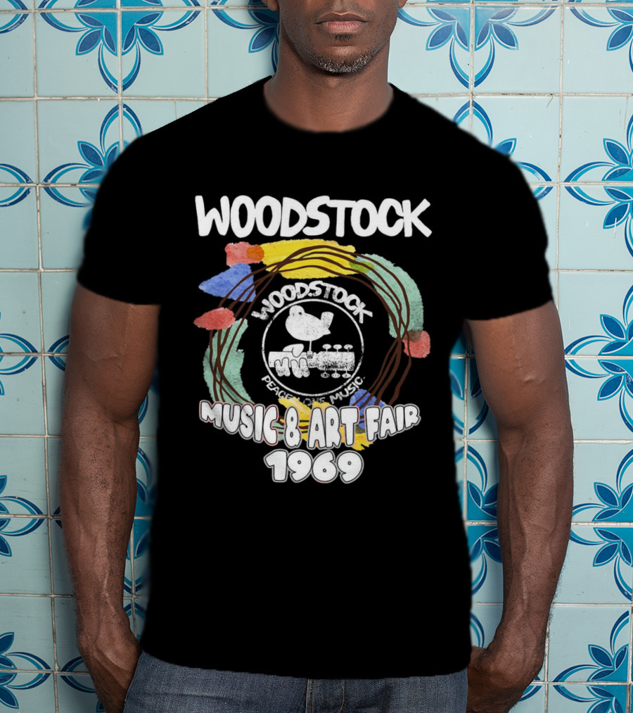 WOODSTOCK Music And Art Fair 1969 Peace And Music T-Shirt