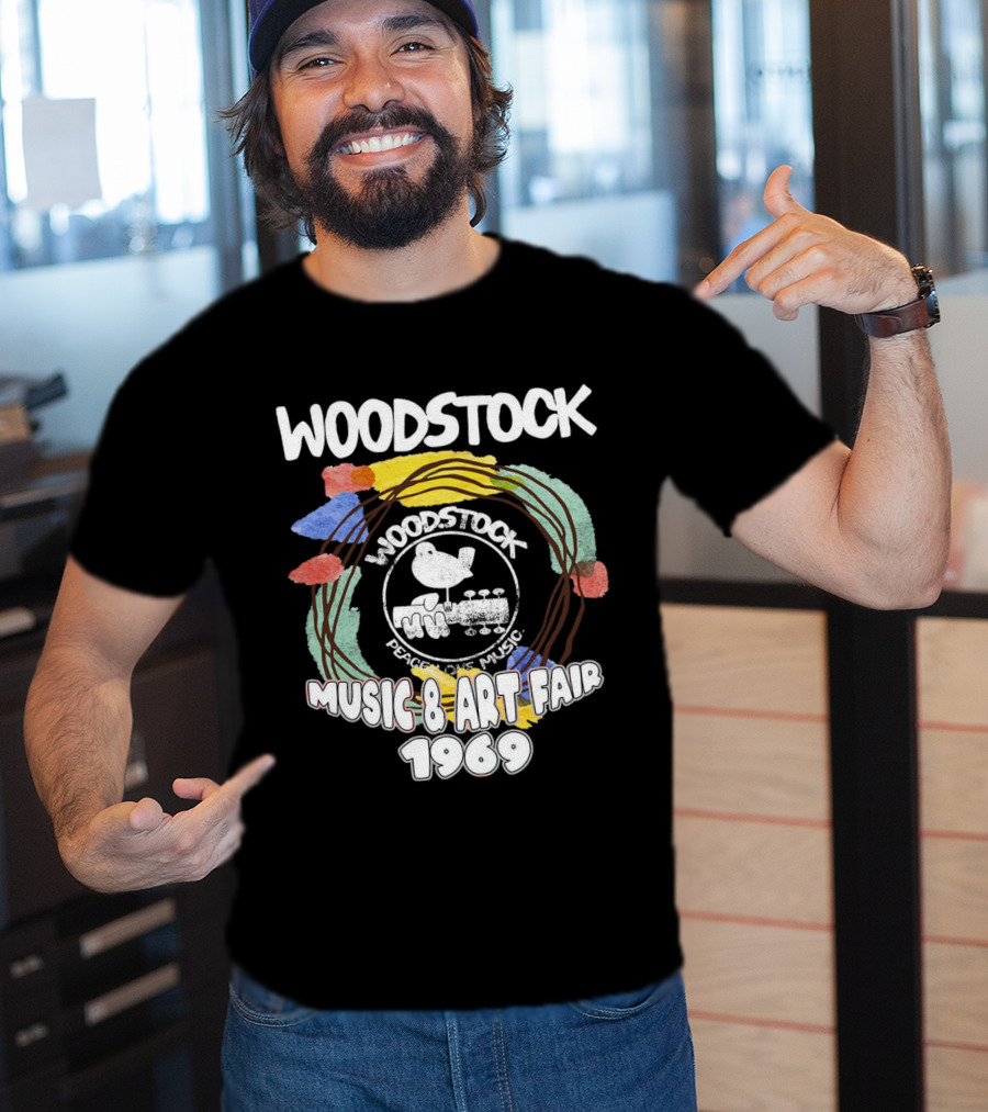 WOODSTOCK Music And Art Fair 1969 Peace And Music T-Shirt