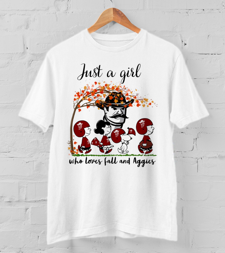 Just A Girl Who Loves Fall And Aggies Peanuts Cartoon T-Shirt