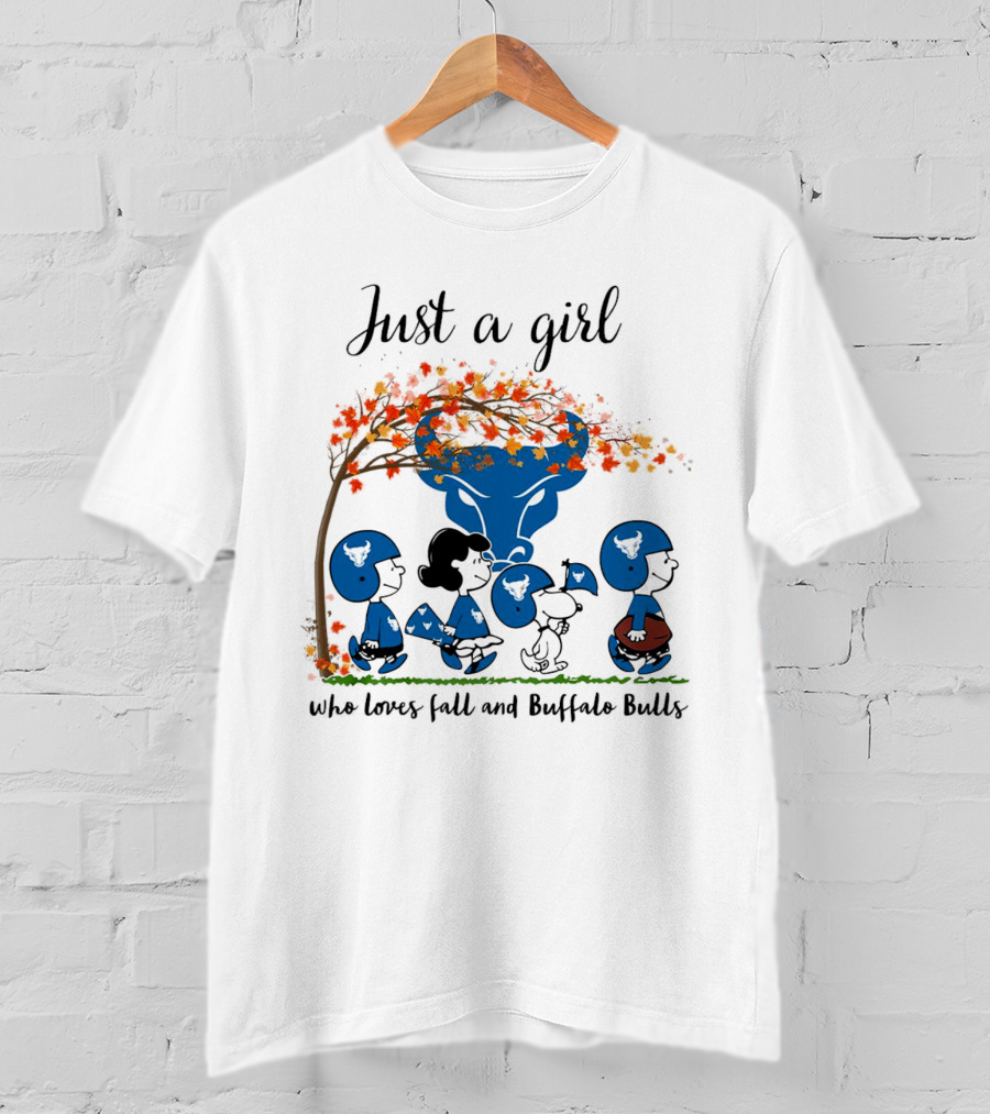 Just A Girl Who Loves Fall And Buffalo Bulls Peanuts Cartoon T-Shirt