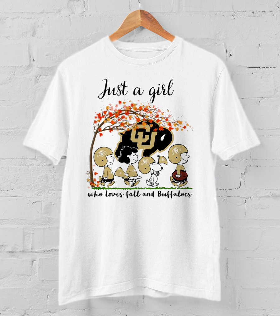 Just A Girl Who Loves Fall And Colorado Buffaloes Peanuts Cartoon T-Shirt