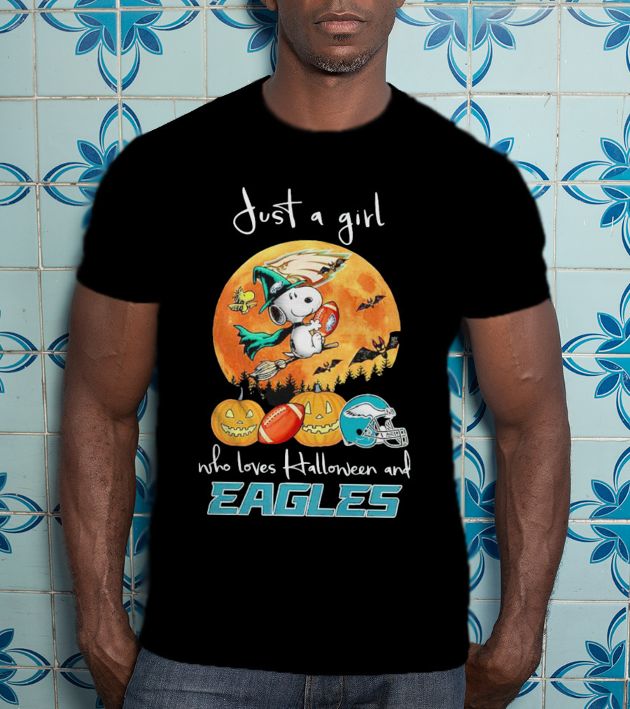 Just A Girl Who Loves Halloween And Philadelphia Eagles Snoopy T-Shirt