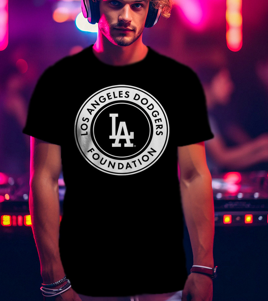 Los Angeles Dodgers Foundation LA Circle T-Shirt