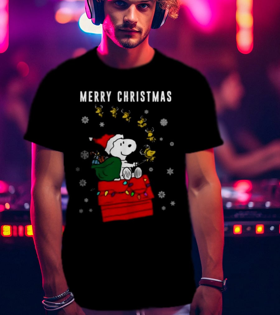 Merry Christmas Snoopy Santa On Doghouse With Reindeer And Snowflakes T-Shirt