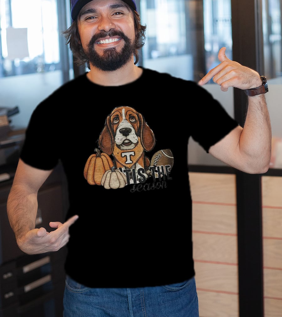 Tennessee Volunteers Football Dog With Pumpkins ’Tis The Season T-Shirt