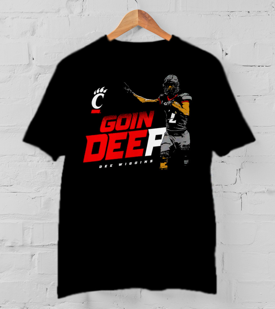 Dee Wiggins Goin’ Deep Cincinnati Bearcats Football Iconic Play Action T-Shirt