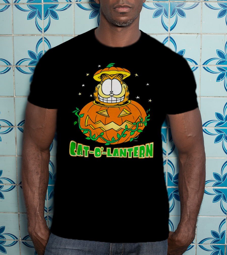 Cat-O-Lantern Garfield Halloween T-Shirt
