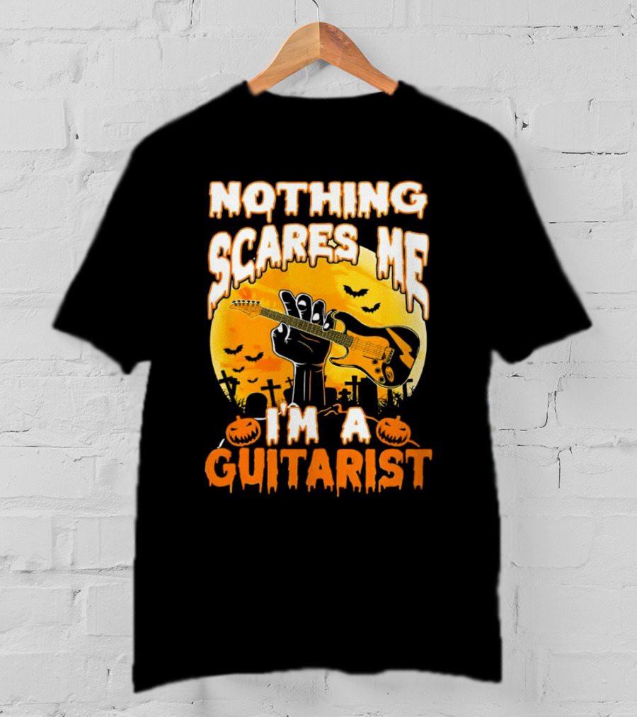 Nothing Scares Me I'm A Guitarist Music Vintage Halloween Graveyard Scene Guitar Hand Pumpkins Bats T-Shirt