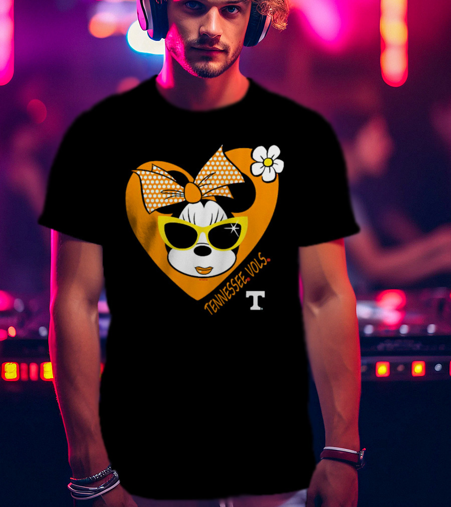 Minnie Mouse Tennessee Vols Heart And Sunglasses Fan T-Shirt