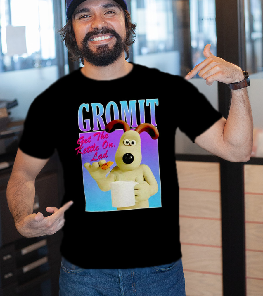 Gromit Get The Kettle On Lad With Tea And Biscuit T-Shirt