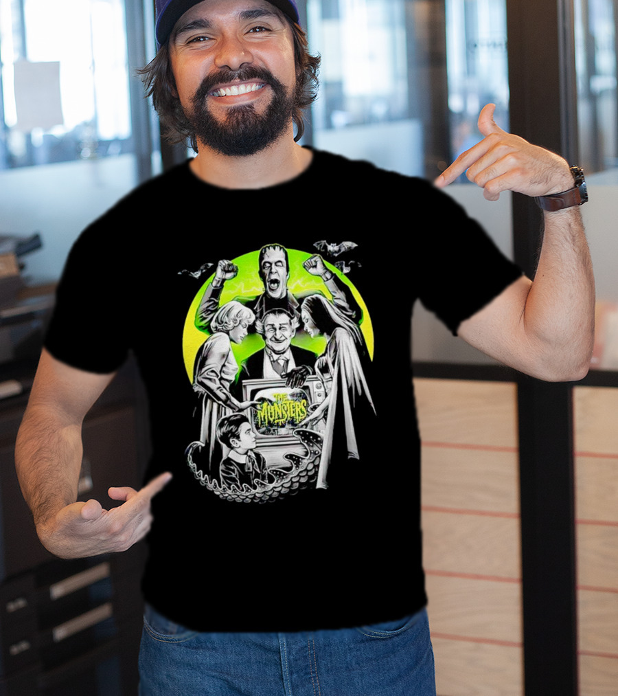 The Munsters Classic Vintage Horror Family T-Shirt