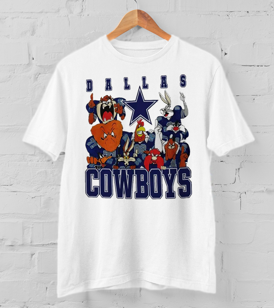 Dallas Cowboys Looney Tunes Characters NFL Football Team Fan T-Shirt